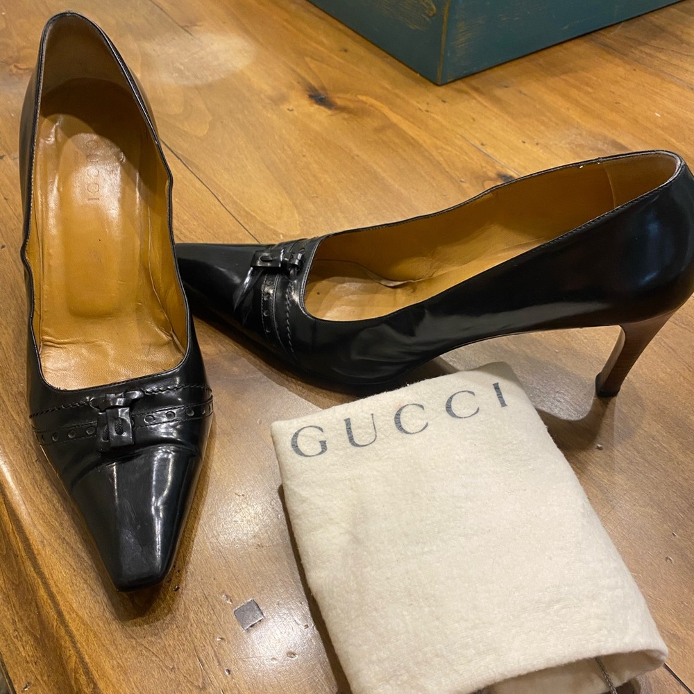 GUCCI Black Leather Pointed Toe W Tassel Womens Pump Heel Size 11 B & Dust Bag